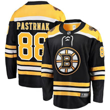 Load image into Gallery viewer, David Pastrnak Boston Bruins Player Swingman Jersey 2019